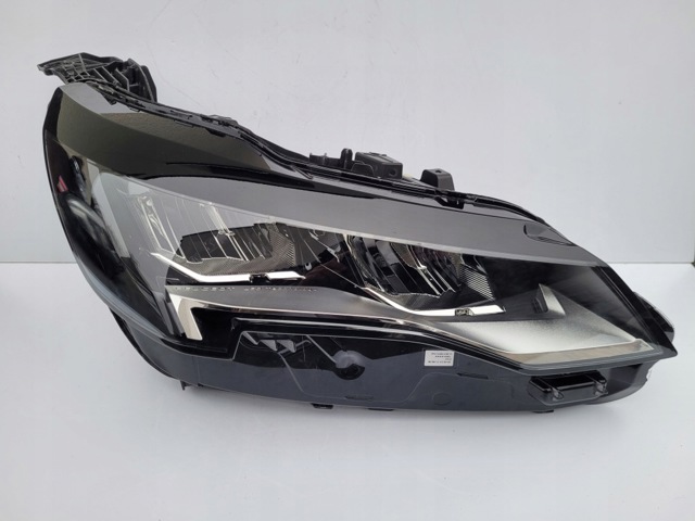 Основна фара - вставка 1675889480 PEUGEOT