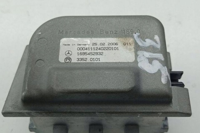 Електронний модуль рульової колонки 1695452932 MERCEDES