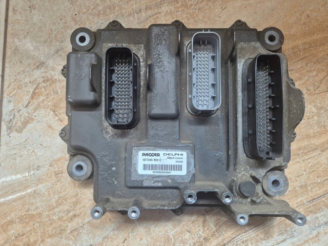 1877245 DAF