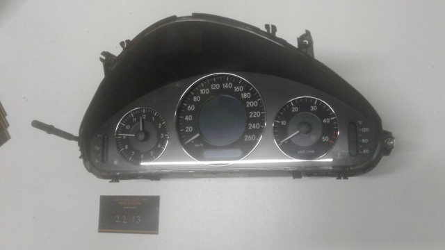 Щиток приладів (комбінація) 2115402448 MERCEDES