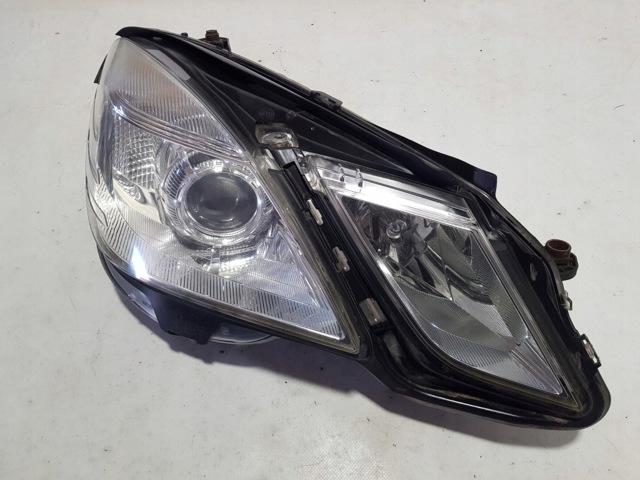 Основна фара - вставка 2128200461 MERCEDES