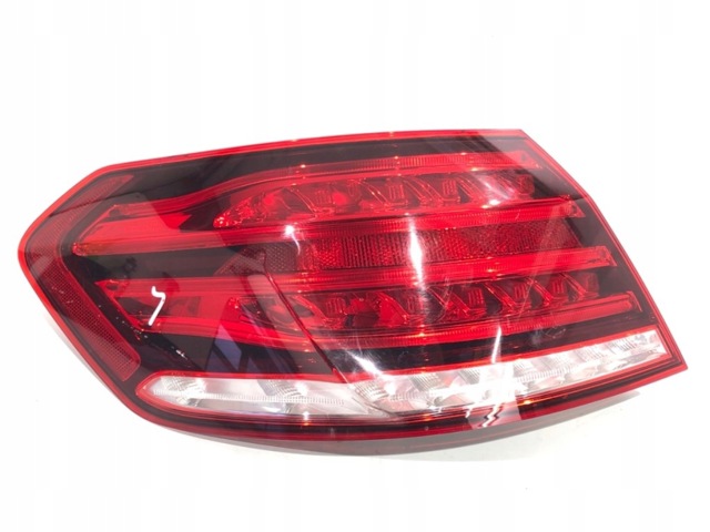 Ліхтар задній лівий, зовнішній 2129060703 MARKET (OEM)