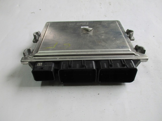 Блок двигуна 237105JU0B NISSAN