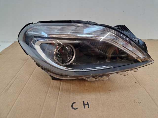 Фара правая 2468207261 MERCEDES