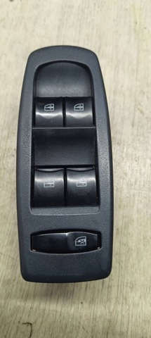 Кнопковий блок керування склопідіймачами передній лівий 25401JY00C RENAULT