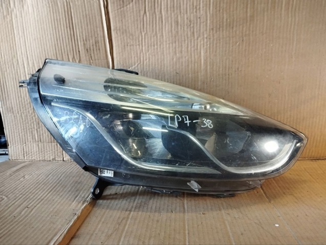 Основна фара - вставка 260106624R RENAULT
