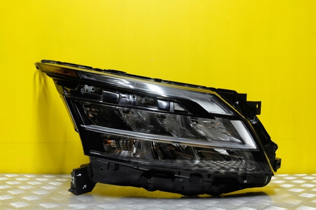 Фара основна права 260106TA6A NISSAN