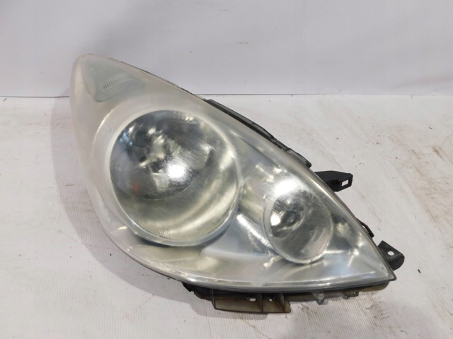 Фара правая 26010BH10A NISSAN