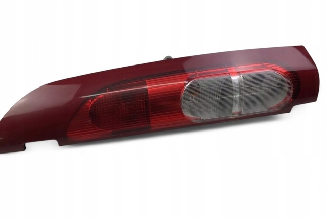 Ліхтар задній лівий 2655000QAN NISSAN