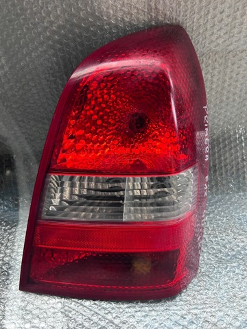 Задній правий стоп 26550AU300 NISSAN