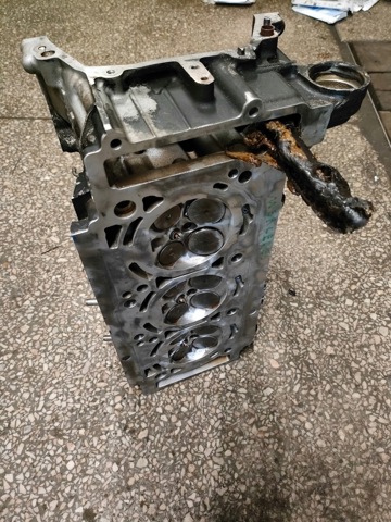 Двигун у зборі 276821 MERCEDES
