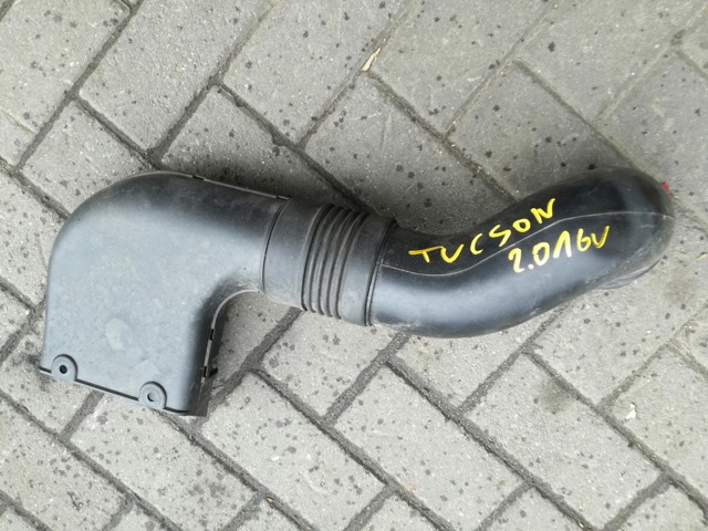 Патрубок повітряний, вихід повітряного фільтра 281401F080 HYUNDAI
