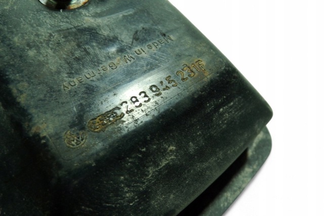 Задня ліва фара 283945231F VAG