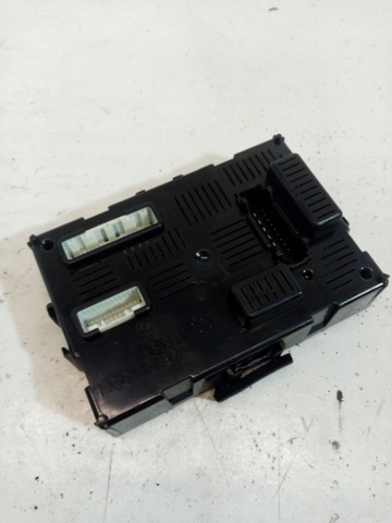 Блок комфорту 284B2EM02E NISSAN