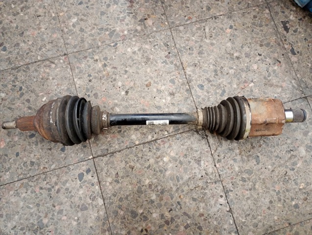 Привід лівий 2N0407271J VAG
