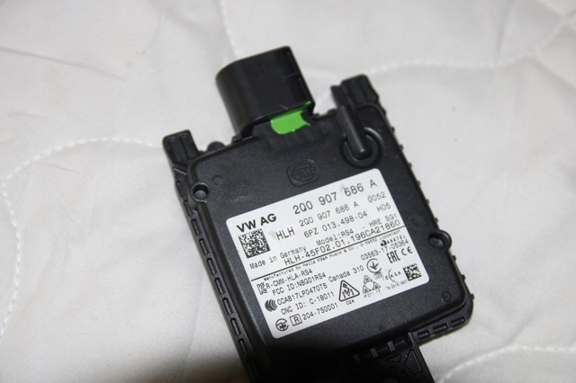 Датчик контролю мертвої зони, задній 2Q0907686A VAG