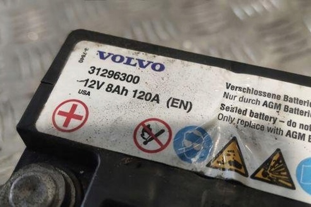 Акумулятор автомобільний 31296300 VOLVO