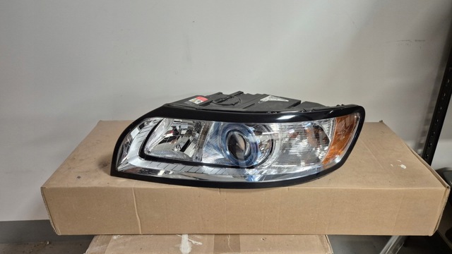 Блок фара ліва 31299613 VOLVO