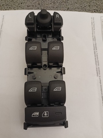 Кнопковий блок керування склопідіймачами передній лівий 31453232 VOLVO
