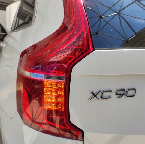 Ліхтар задній лівий 31468538 VOLVO