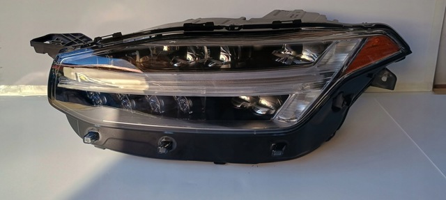 Фара дальнього світла в зборі 31655164 VOLVO