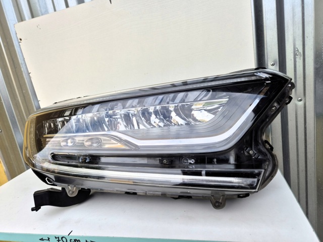 Фара основна права 33100TLAA11 HONDA