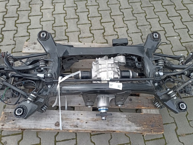 Піввісь задня, ліва 33208482603 BMW