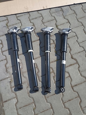 Опора амортизатора заднього 33506889456 BMW