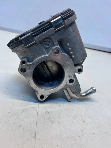 Дросільна заслінка в зборі 3510004200 HYUNDAI