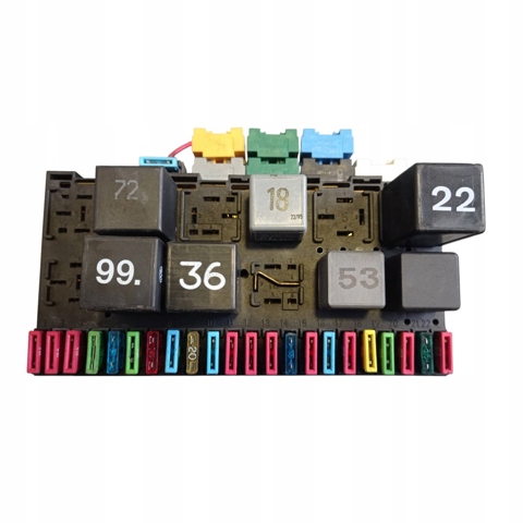 Монтажний блок Фольксваген Гольф II