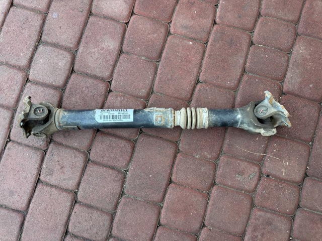 Вал карданний, передній 371400K112 TOYOTA