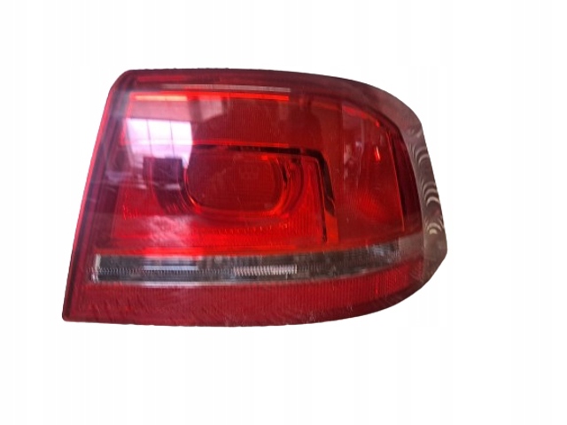 Ліхтар задній правий, зовнішній 3AE945096C VAG
