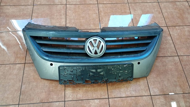 Захисна решітка радіатора 3C8853651P VAG