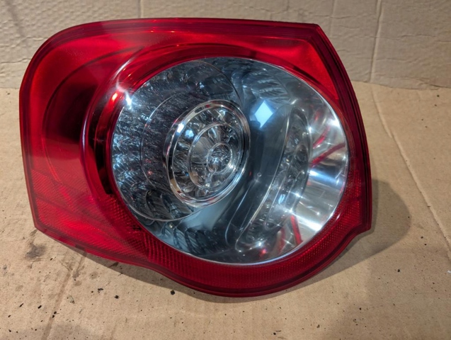 Фара задня права внутрішня 3C9945094 VAG