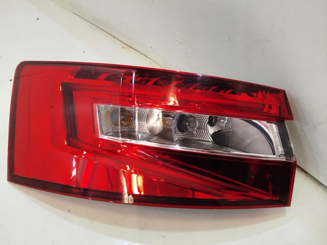 Ліхтар задній лівий, зовнішній 3V5945207A VAG