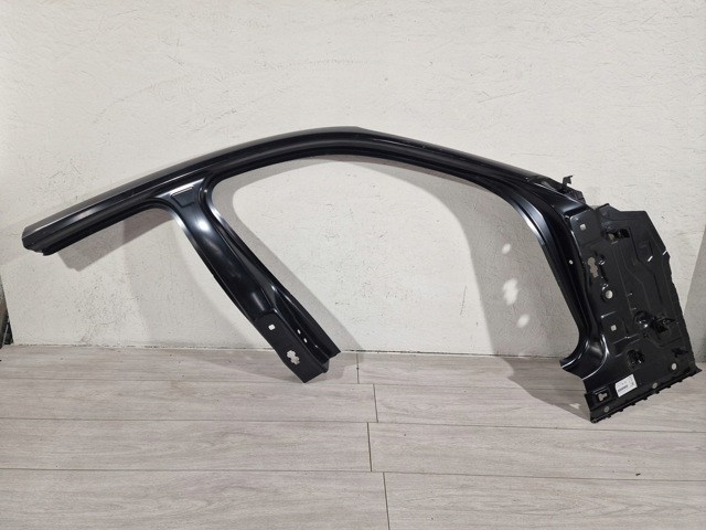 Отвір передніх правих дверей 41007284386 BMW