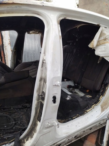 Боковина кузова в зборі 41007413121 BMW