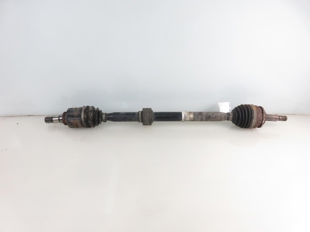 Привід передній правий 4341002830 TOYOTA