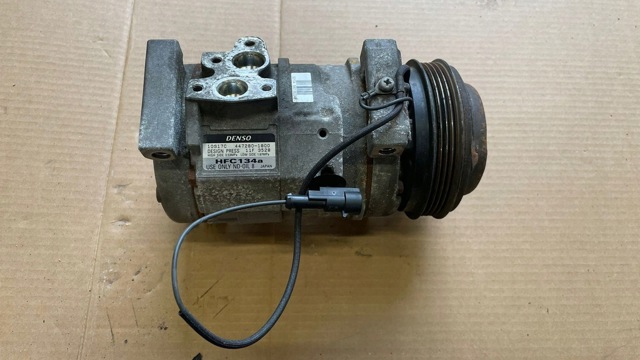Компресор кондиціонера 4472801800 IVECO