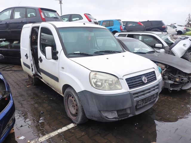 Блок запобіжників задній, салонний 46535725 FIAT