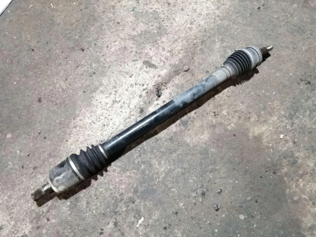 Привід передній правий 49501C2260 HYUNDAI