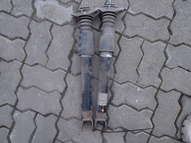 Задній амортизатор 4D0513031R VAG
