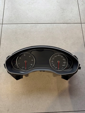 щиток приладу 4G8920933Q VAG