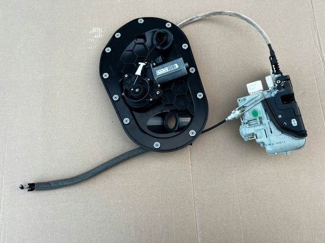 Замок водійських дверей 4M1837015G VAG
