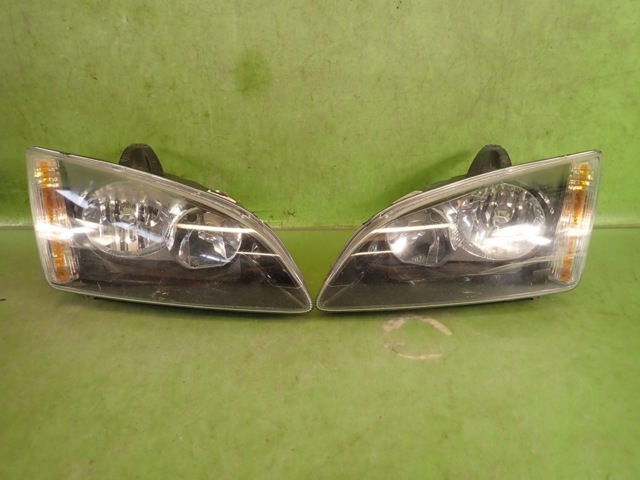 Основна фара - вставка 4M5113099JD FORD