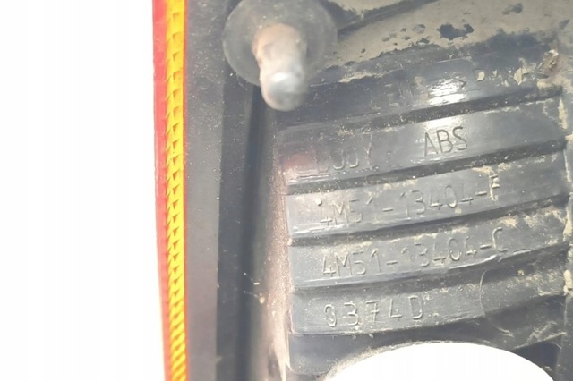Задні ліхтарі 4M5113404F FORD