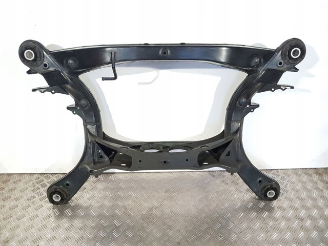 Балка задньої підвіски поперечна 5120648090 TOYOTA