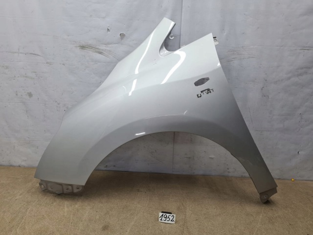 Переднє праве крило 538110F020 TOYOTA