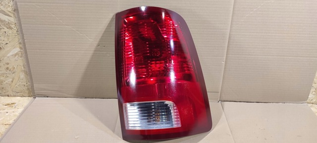 Задній правий стоп 55277414AA CHRYSLER