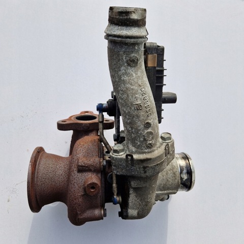 Турбонаддув 55485614 OPEL